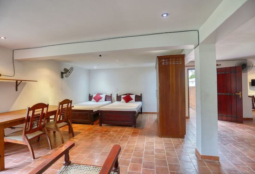 فندق Om Residence