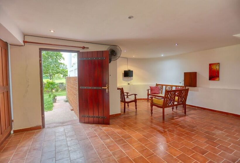 فندق Om Residence