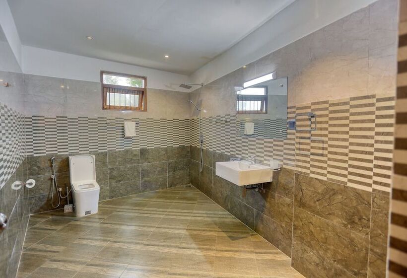 فندق Om Residence