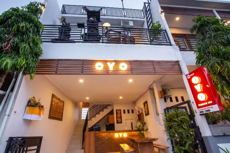 هتل Pondok 789 By Oyo Rooms