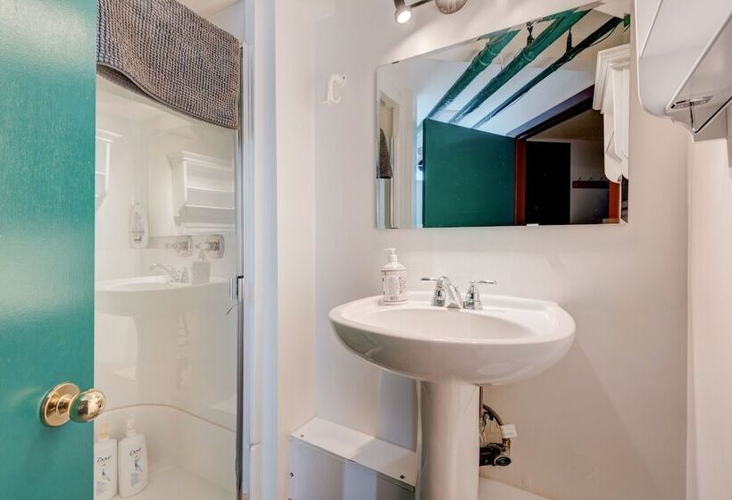 酒店 Rocky Mountain House Sleeps 23