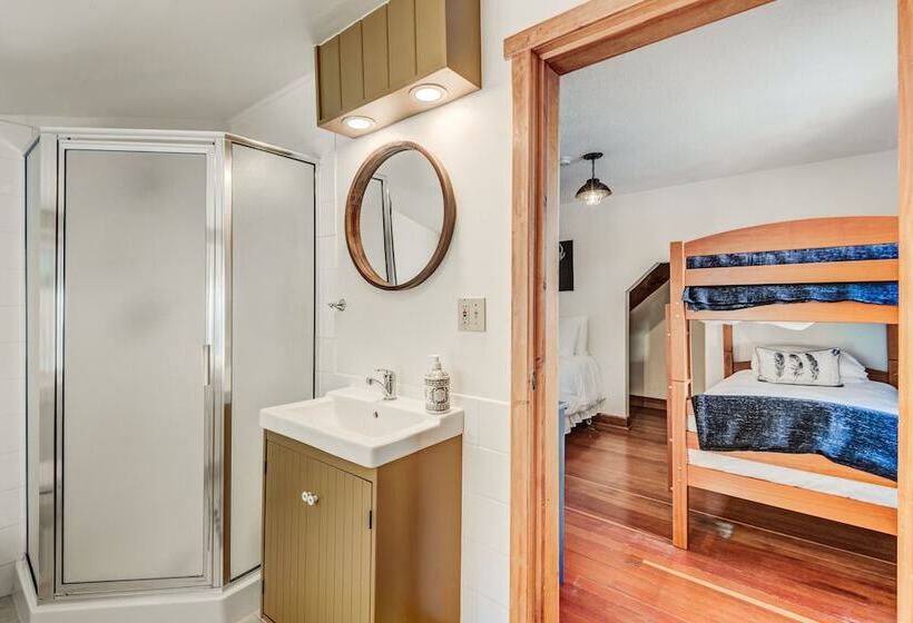 酒店 Rocky Mountain House Sleeps 23