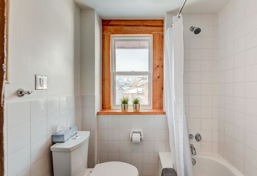 酒店 Rocky Mountain House Sleeps 23