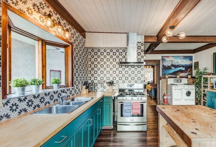 酒店 Rocky Mountain House Sleeps 23