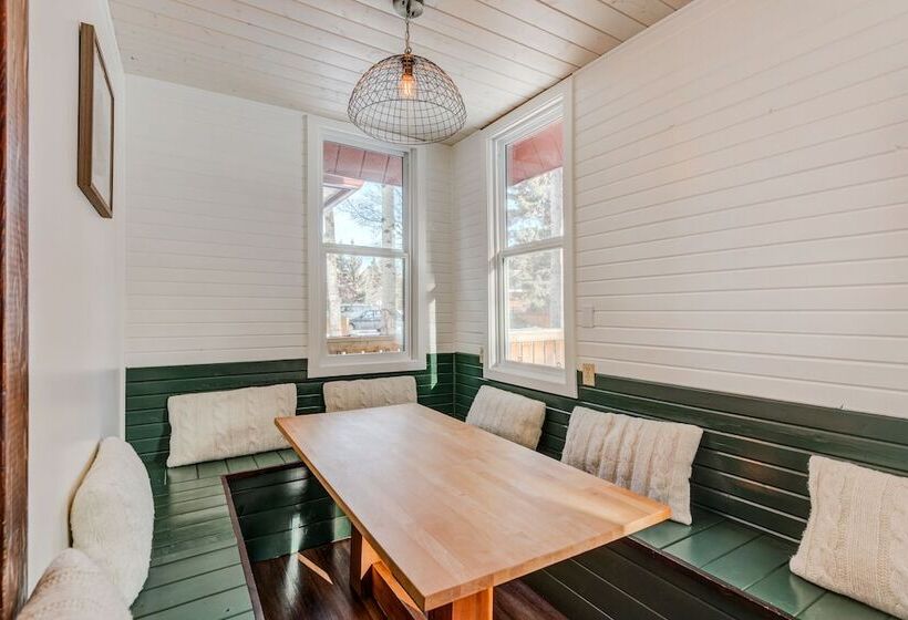 酒店 Rocky Mountain House Sleeps 23