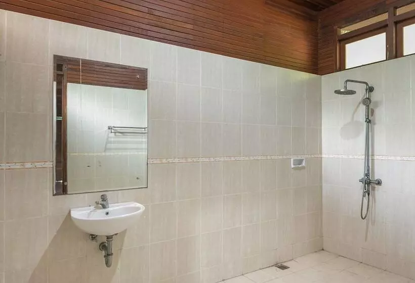 Majatalo Reddoorz Resort @ Taman Wisata Mangrove