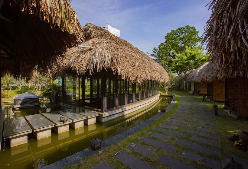 Westlake Hotel & Resort Vinh Phuc