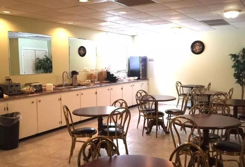 Отель Baxter Park Inn