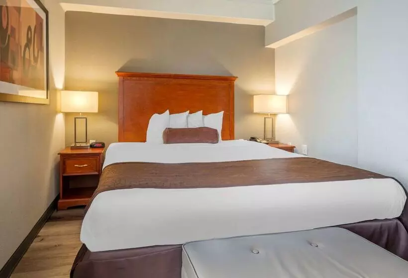 Отель Best Western Fort Washington Inn