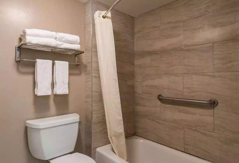 호텔 Spark by Hilton Biloxi Ocean Springs