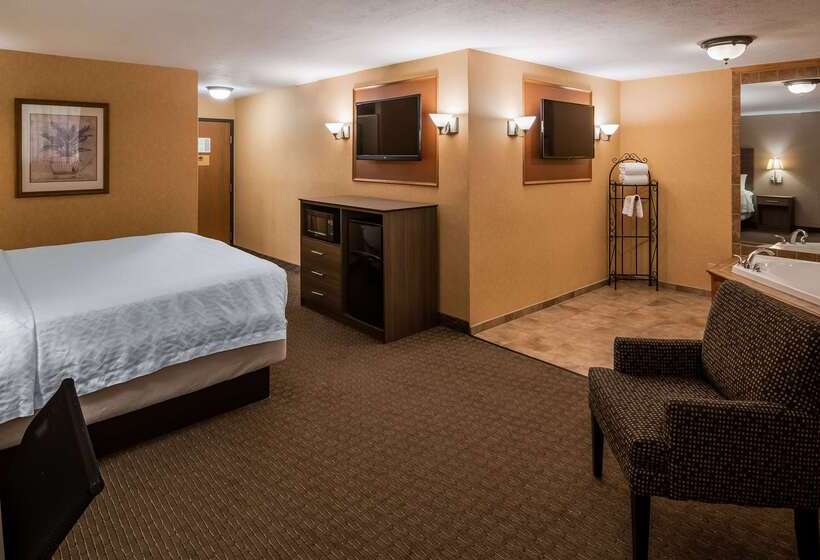 בית מלון כפרי Best Western Plus North Canton Inn & Suites