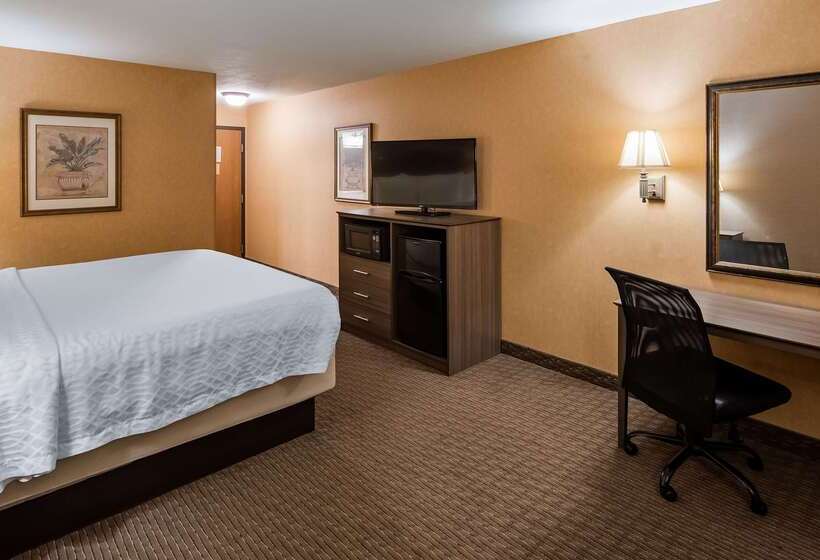 בית מלון כפרי Best Western Plus North Canton Inn & Suites