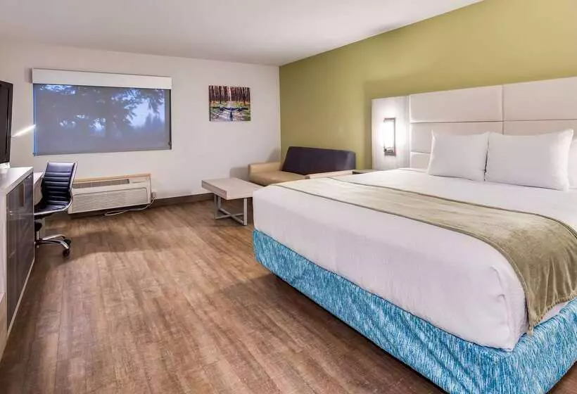 Отель Best Western Sandy Inn