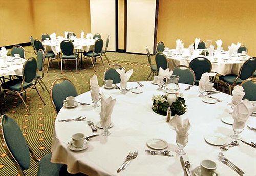 فندق Radisson Detroitfarmington Hills