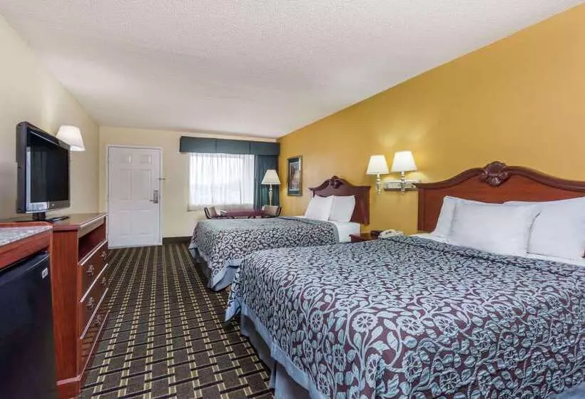 호텔 Days Inn & Suites By Wyndham Warner Robins Near Robins Afb