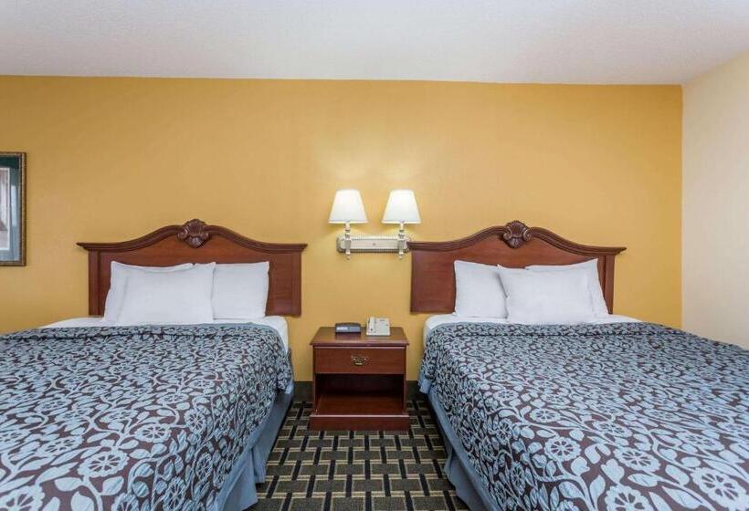 فندق Days Inn & Suites By Wyndham Warner Robins Near Robins Afb