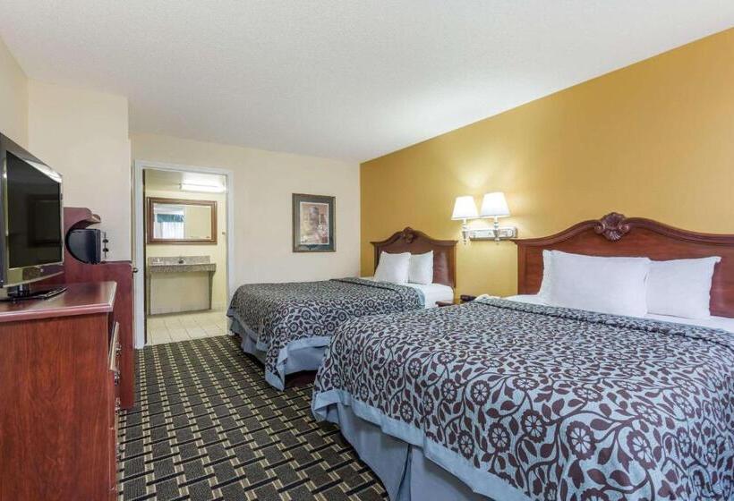 فندق Days Inn & Suites By Wyndham Warner Robins Near Robins Afb