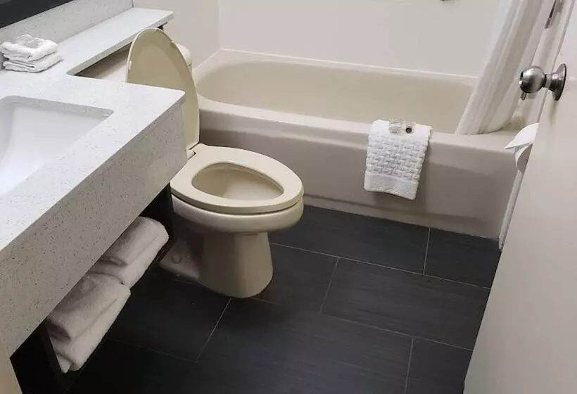 هتل Red Roof Inn Port Allen