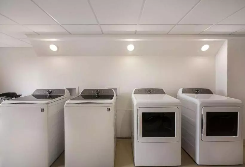 Revel Hotel Minot   Surestay Collection By Best Western