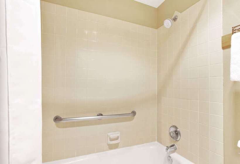 Otel Super 8 By Wyndham Albany