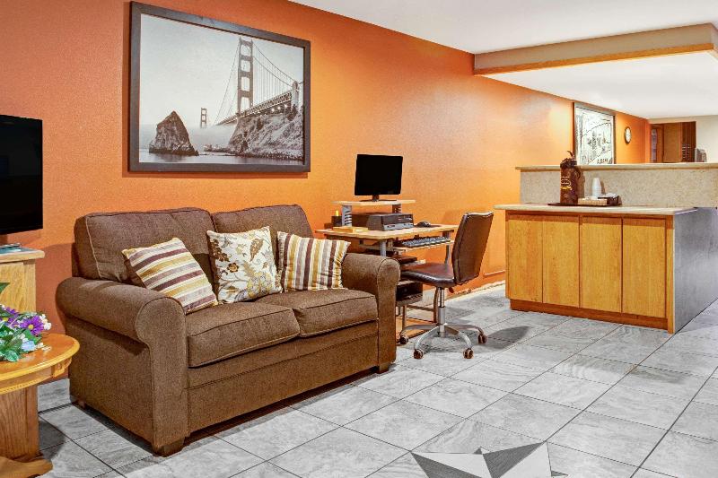 Otel Super 8 By Wyndham Albany