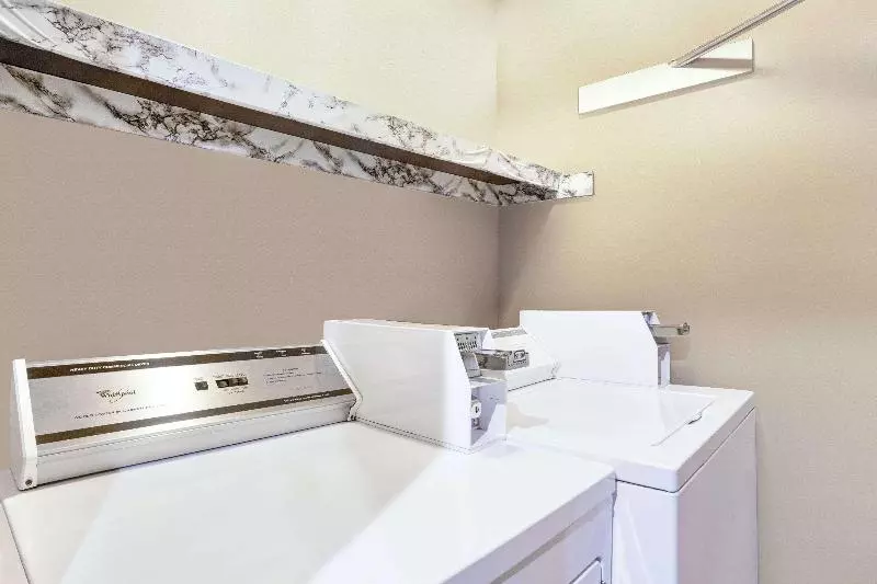 호텔 Super 8 By Wyndham Albany