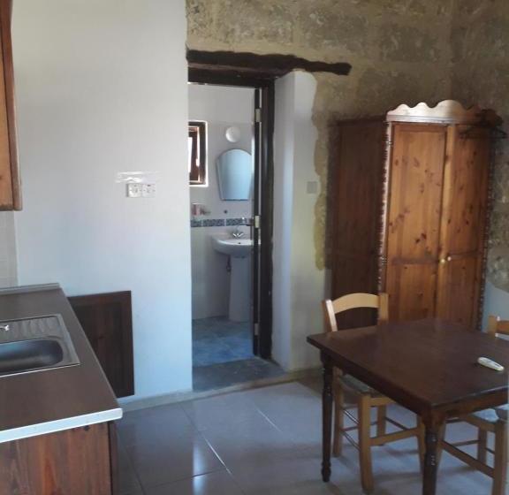 צימר Karpaz Stone House