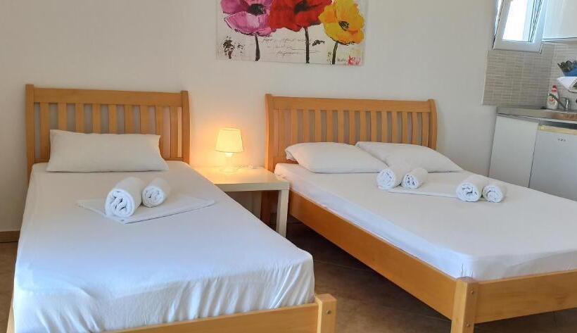 هتل Apartment's Meti