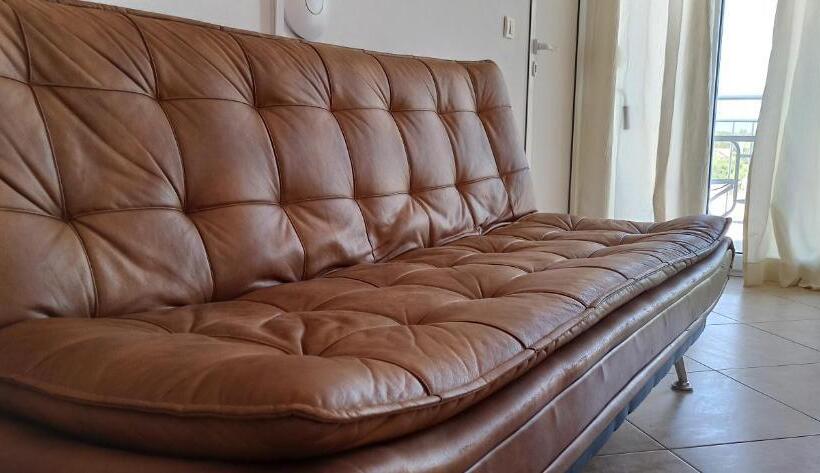 هتل Apartment's Meti