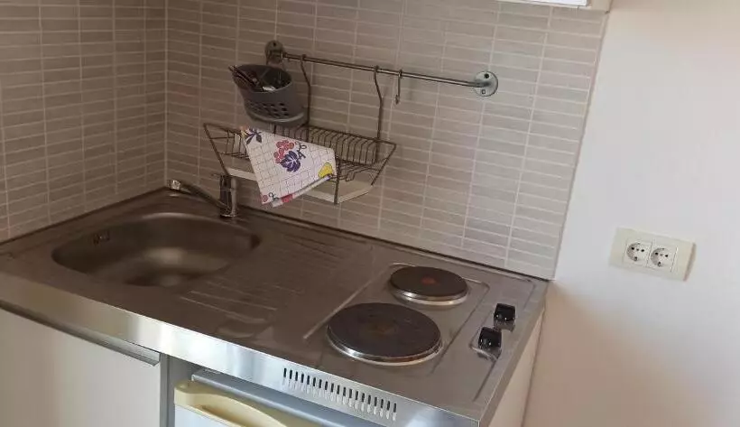 هتل Apartment's Meti