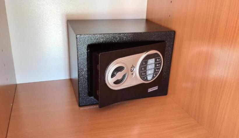 هتل Apartment's Meti