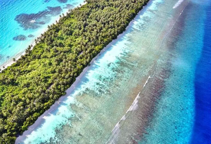پانسیون Athiri Beach Maldives
