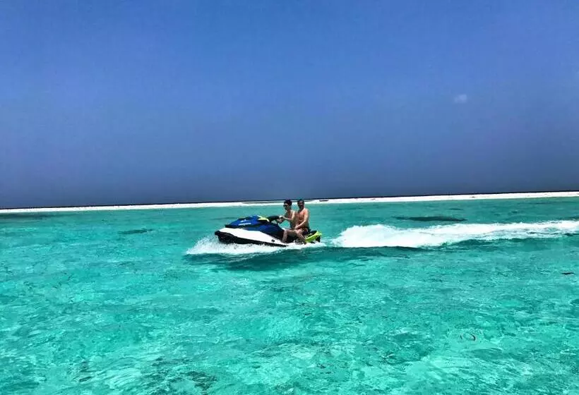 پانسیون Athiri Beach Maldives