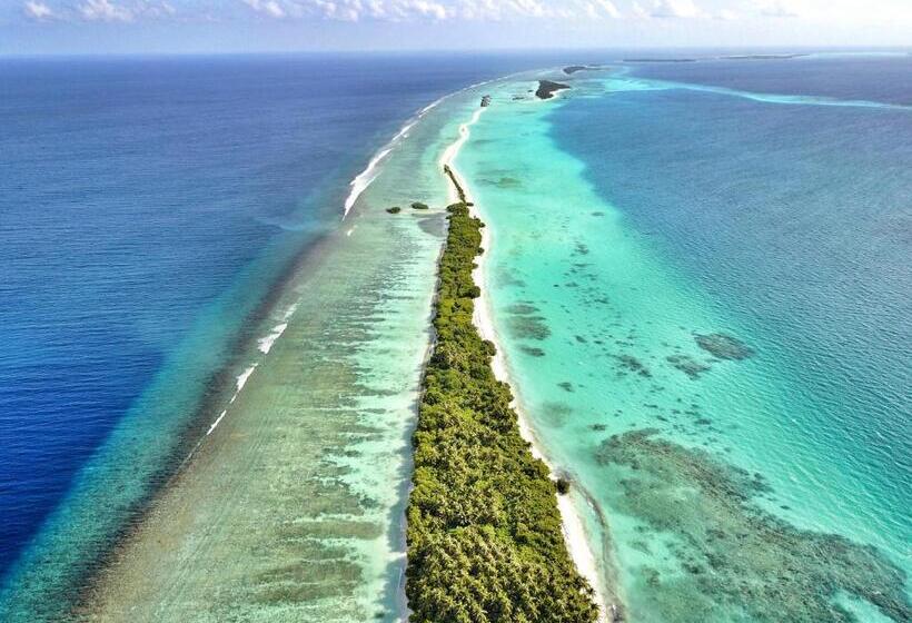 پانسیون Athiri Beach Maldives