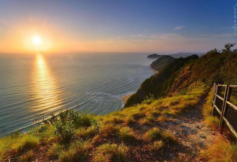 פנסיון Besut Guesthouse