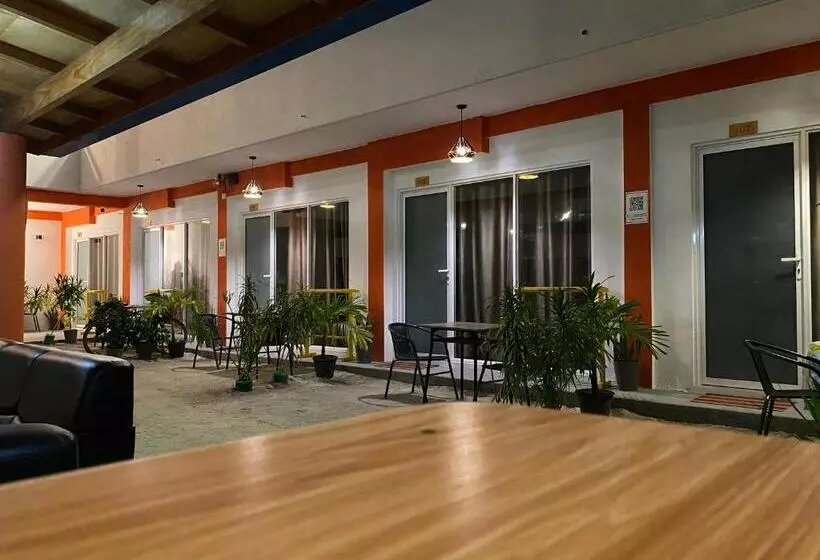 پانسیون Thoddoo White Sand Inn