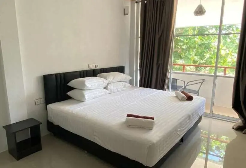 پانسیون Thoddoo White Sand Inn