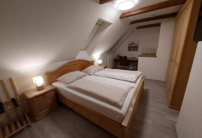 Retkeilymaja Wollsdorferhof