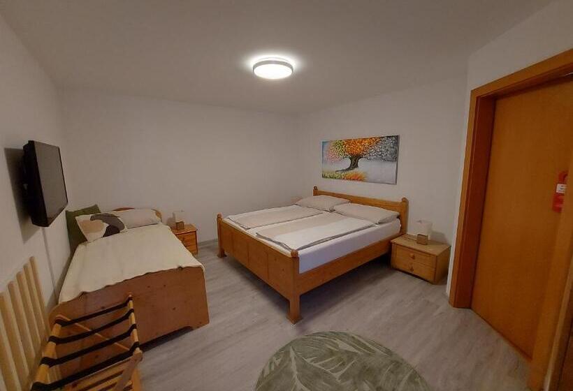 فندق صغير Wollsdorferhof