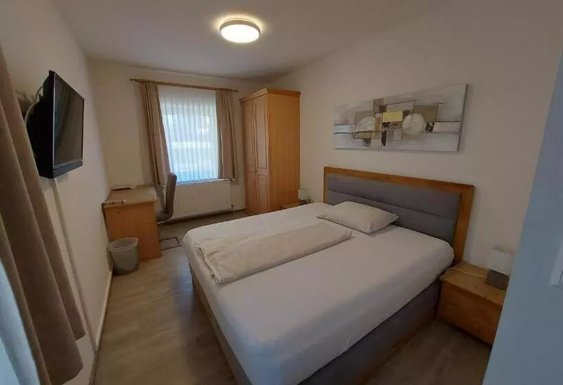 Retkeilymaja Wollsdorferhof