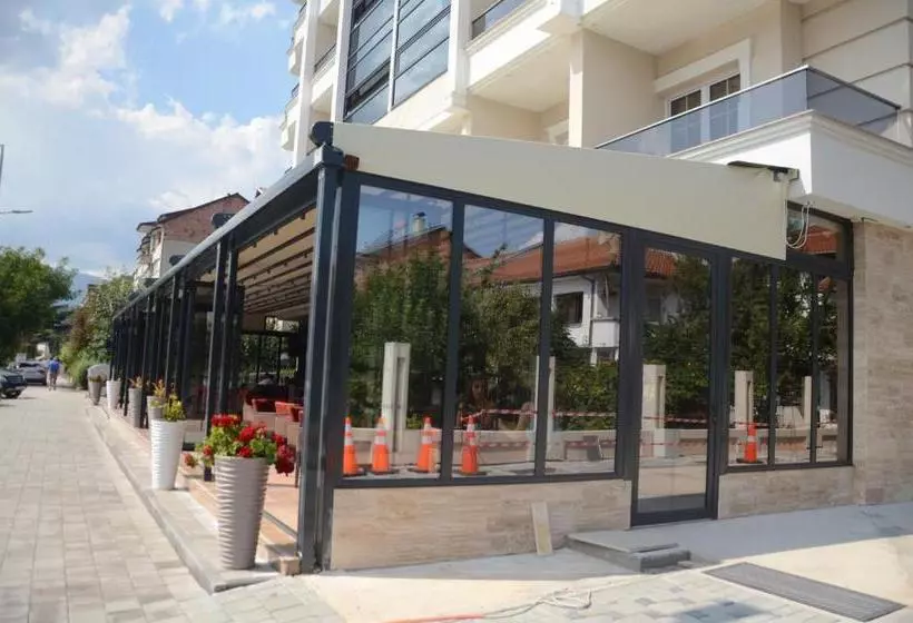 هتل Imperial Struga