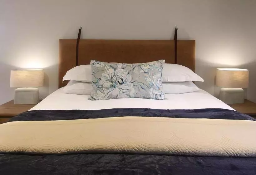 هتل Stony Brook Cottages