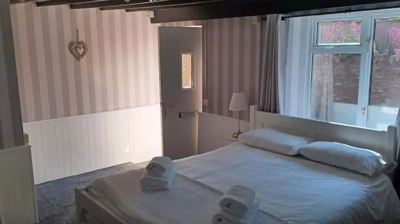 ベッドアンドブレックファースト Winchester Arms