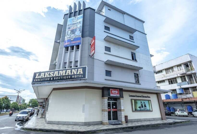 فندق Oyo 43960 Laksamana Executive & Boutique
