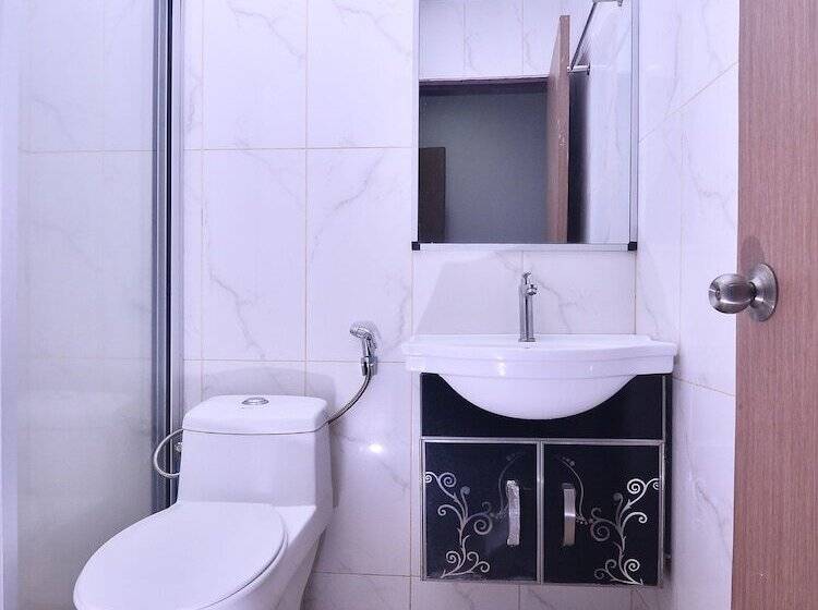 فندق Oyo 43960 Laksamana Executive & Boutique