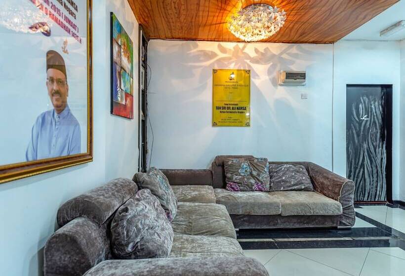 فندق Oyo 43960 Laksamana Executive & Boutique