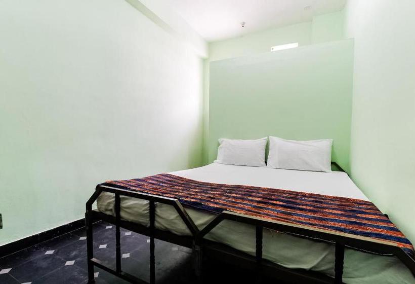 בית מלון כפרי Spot On 46897 Saravana Stays