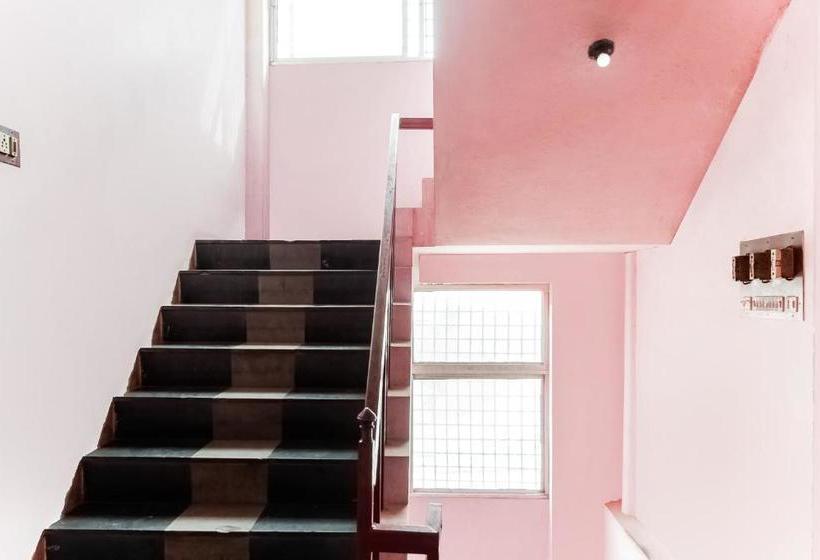 בית מלון כפרי Spot On 46897 Saravana Stays