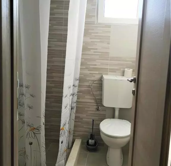 پانسیون Spasic Apartments Sutomore