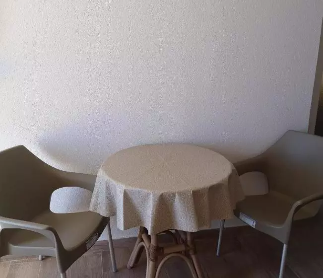پانسیون Spasic Apartments Sutomore